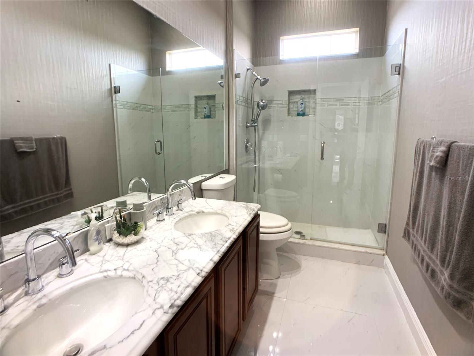 CEDAR BEND/MDW WOODS-PH 01 - Residential