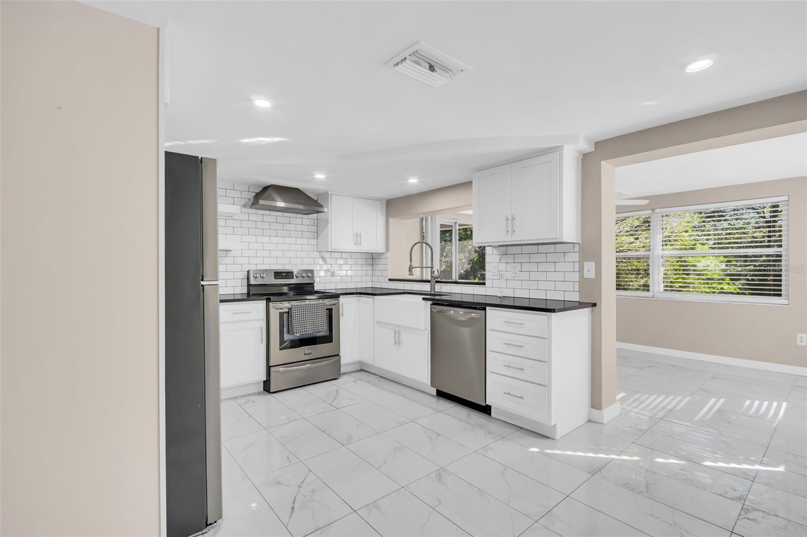 BEACON WOODS VILLAGE - Residential