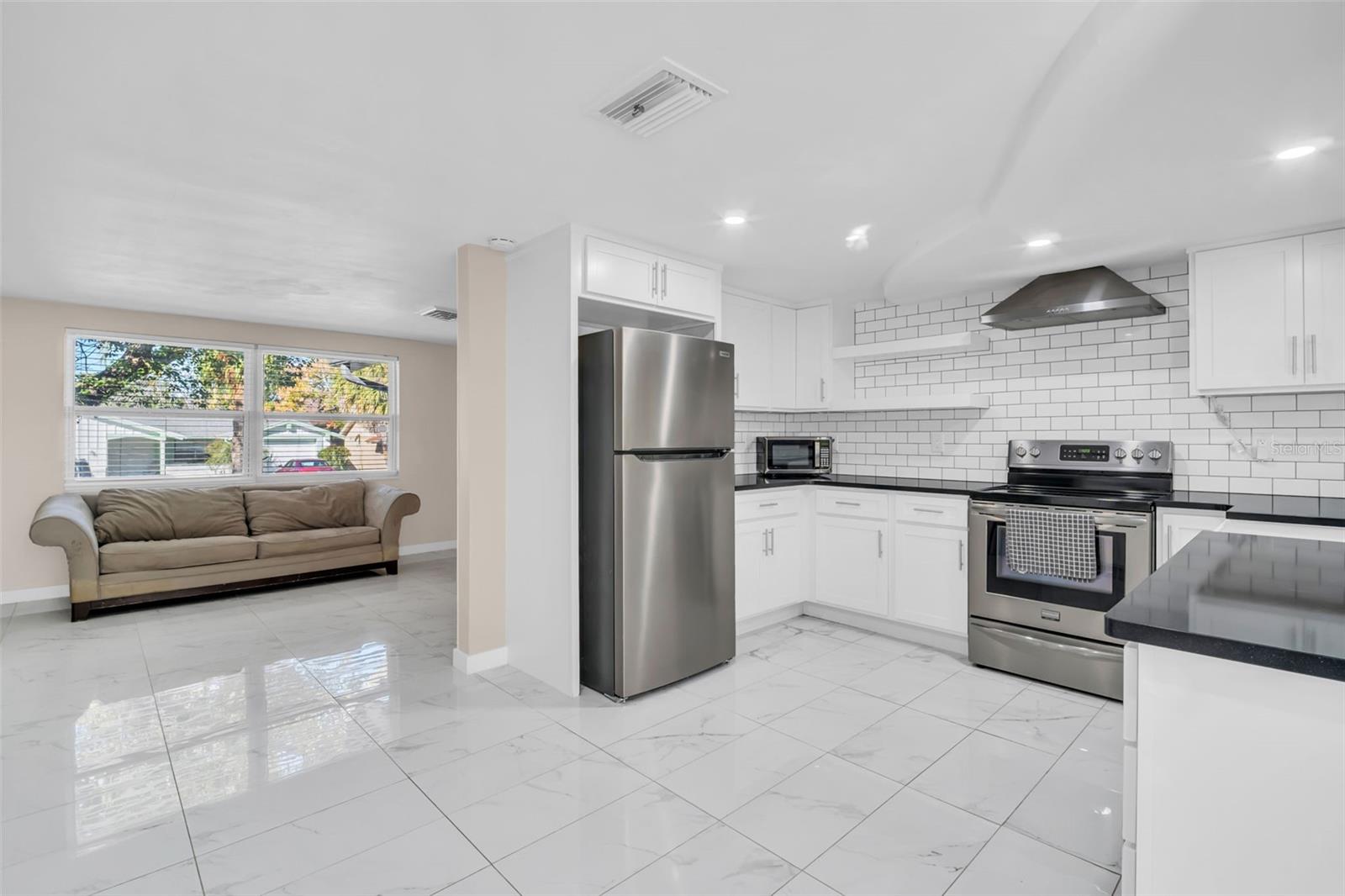 BEACON WOODS VILLAGE - Residential