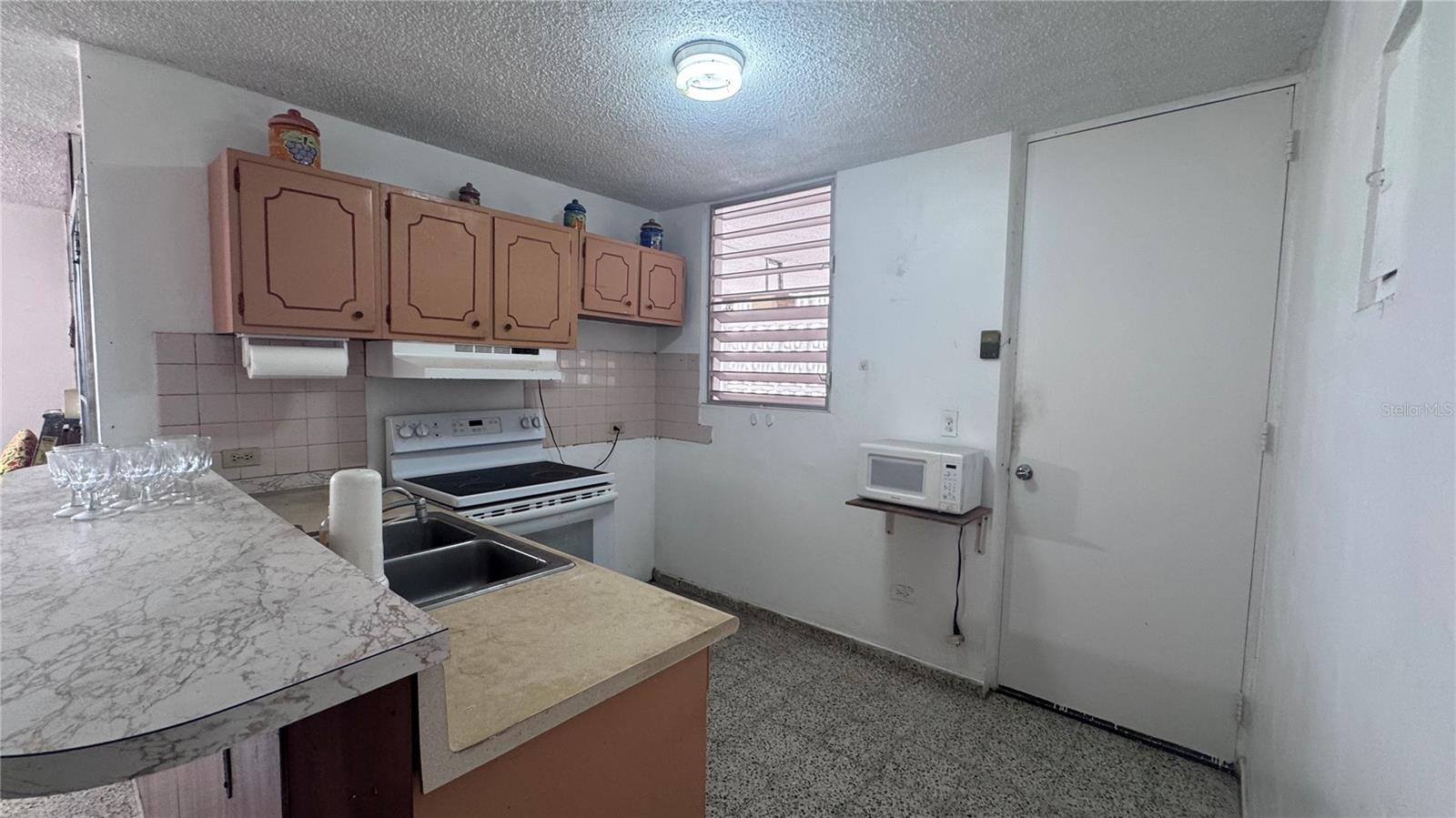 URB. VENUS GARDEN - Residential