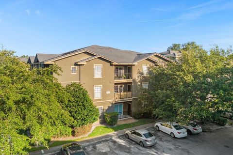 A home in LAKE MARY