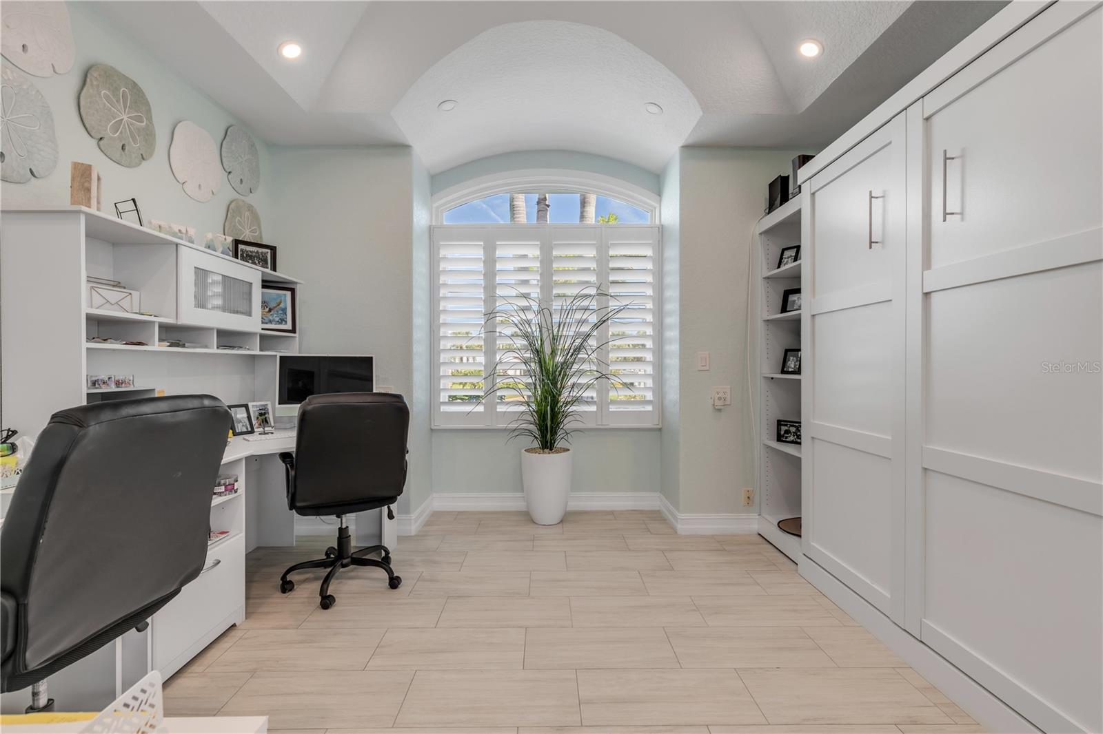 VENEZIA UNIT 07 - Residential