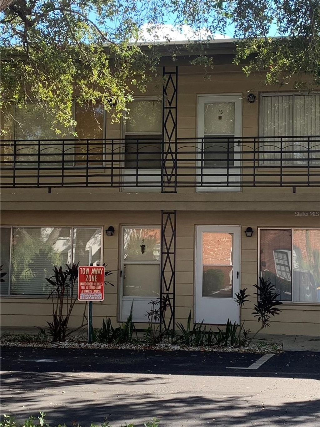 Photo of 1257 Drew Street #15, Clearwater, FL 33755 (MLS # TB8380413)