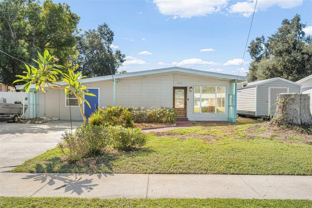 Photo of 4424 W Iowa Avenue, Tampa, FL 33616 (MLS # TB8553867)