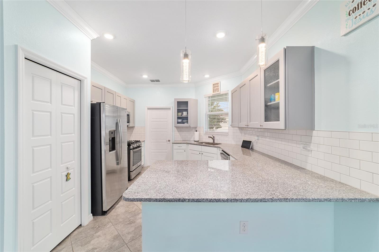 CRESCENT RDG PH III - Residential