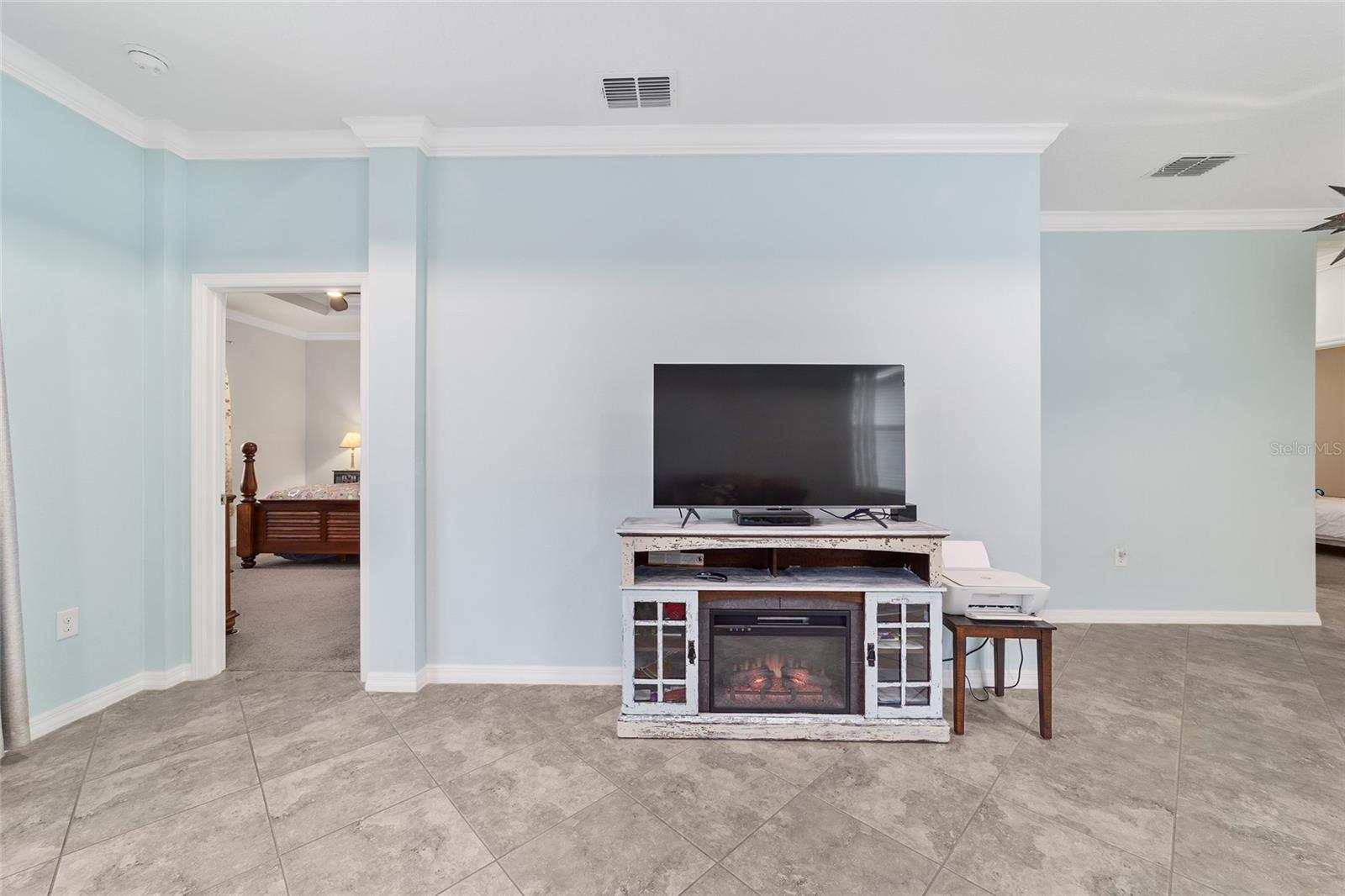 CRESCENT RDG PH III - Residential