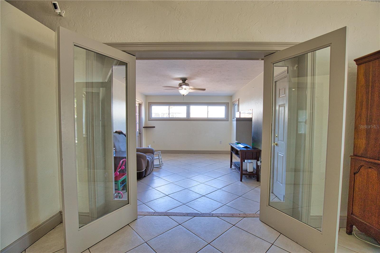 KENSINGTON PARK - Residential