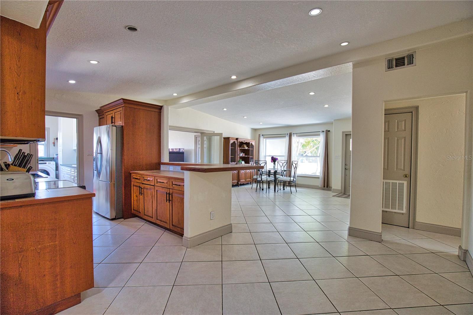 KENSINGTON PARK - Residential