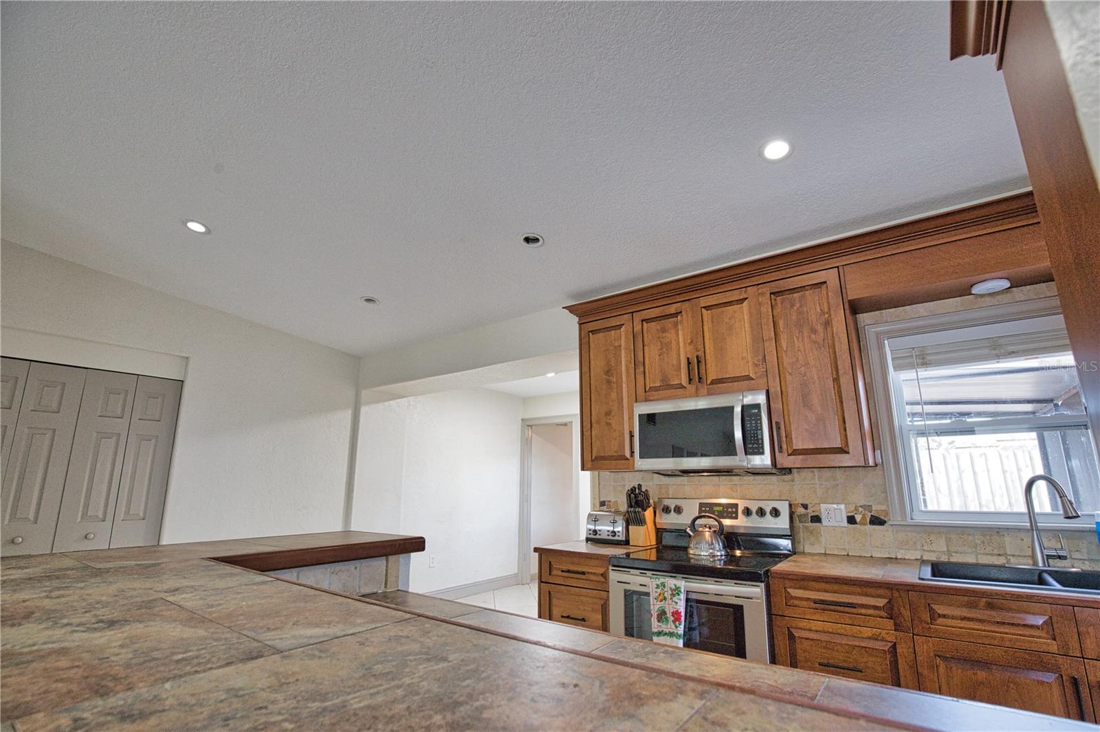 KENSINGTON PARK - Residential