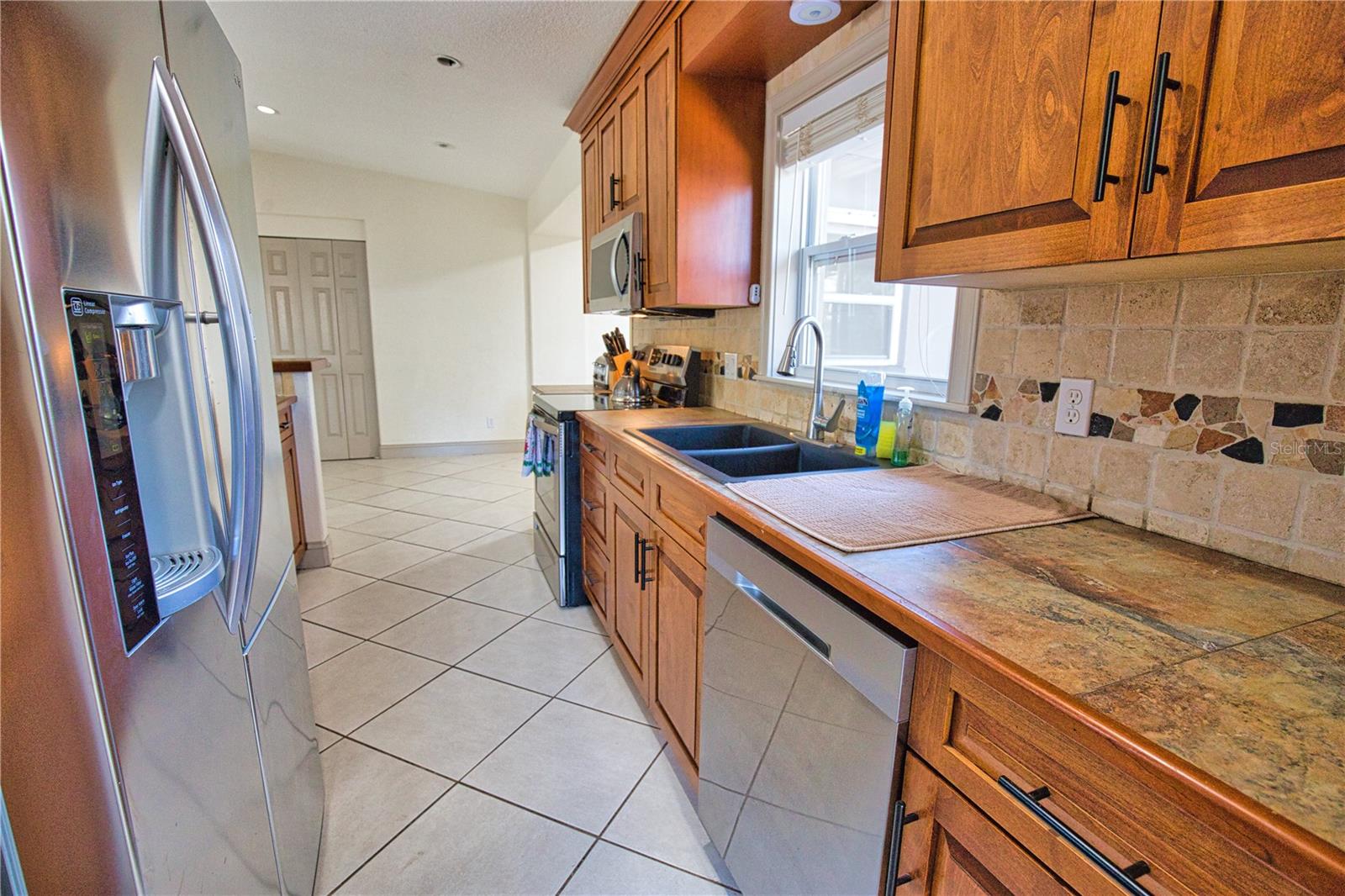 KENSINGTON PARK - Residential