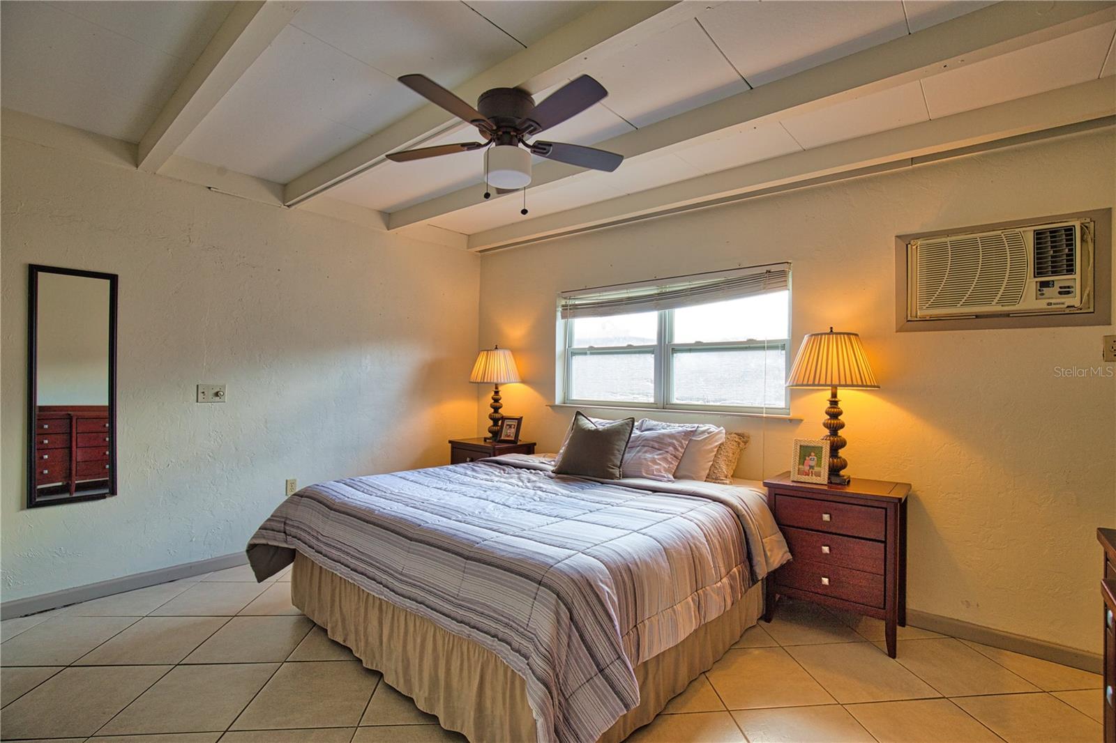 KENSINGTON PARK - Residential