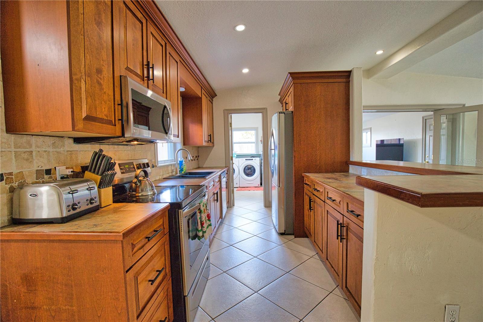 KENSINGTON PARK - Residential