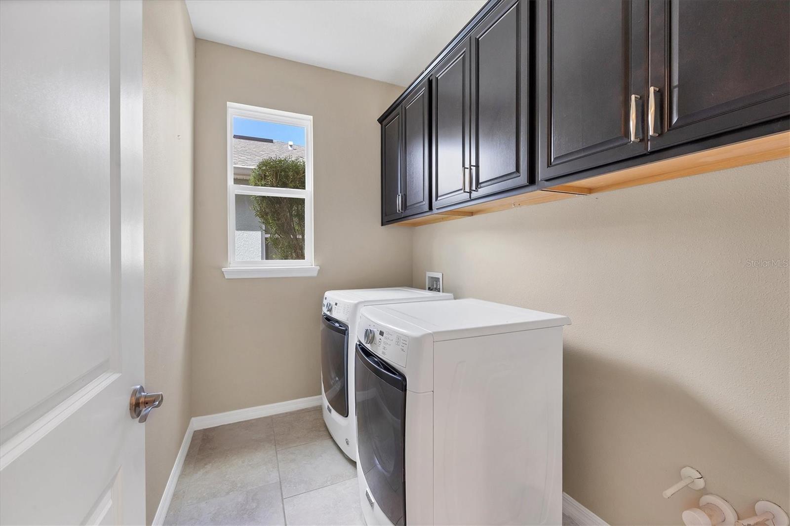 FAIRWAYS/BENT TREE - Residential