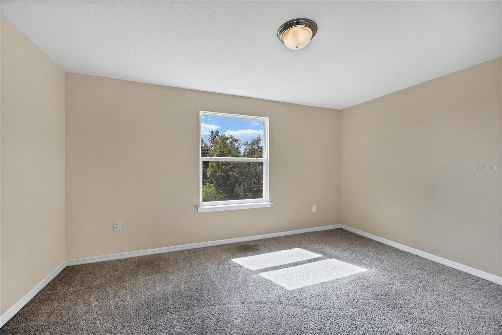 FAIRWAYS/BENT TREE - Residential