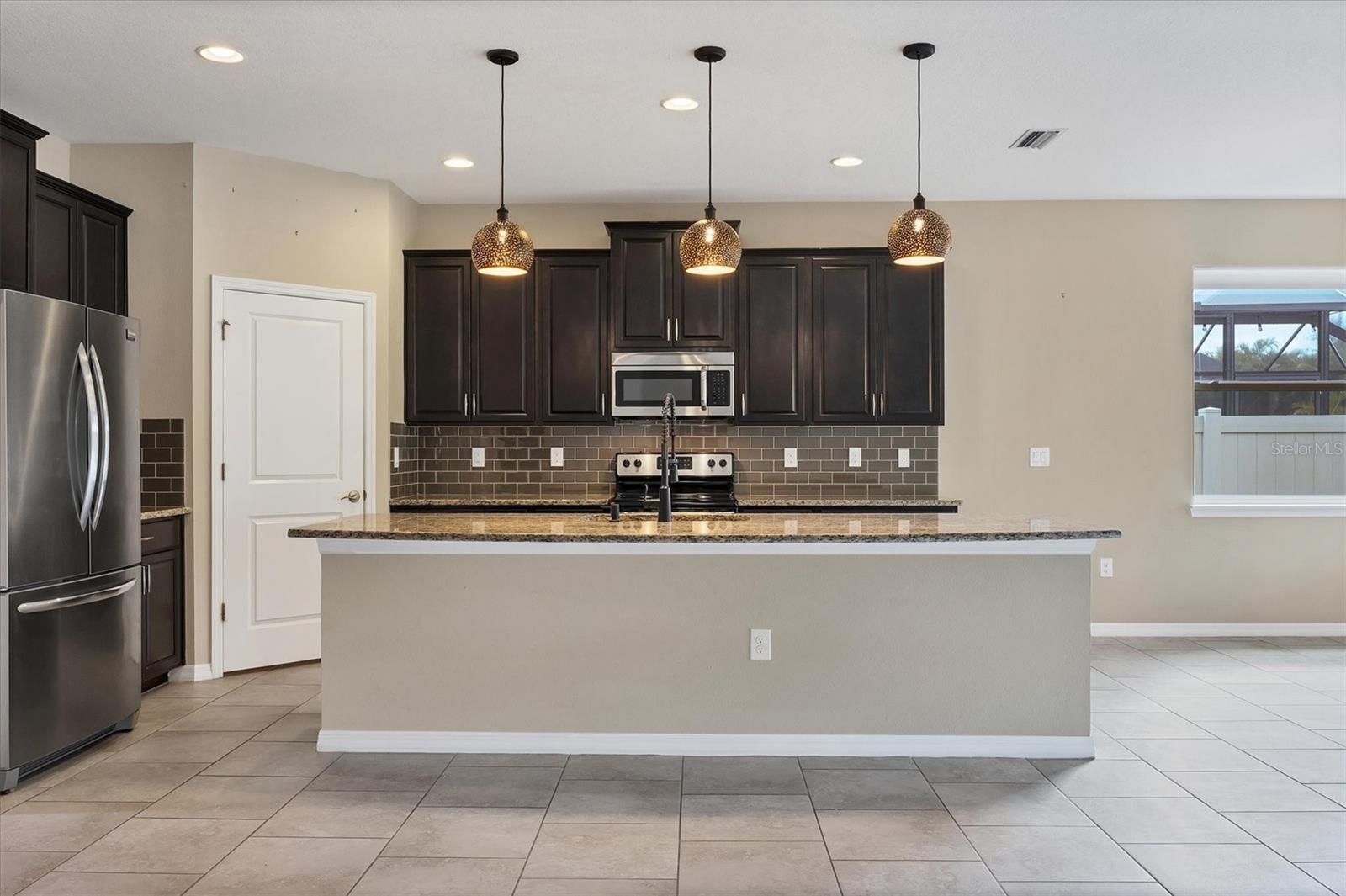 FAIRWAYS/BENT TREE - Residential