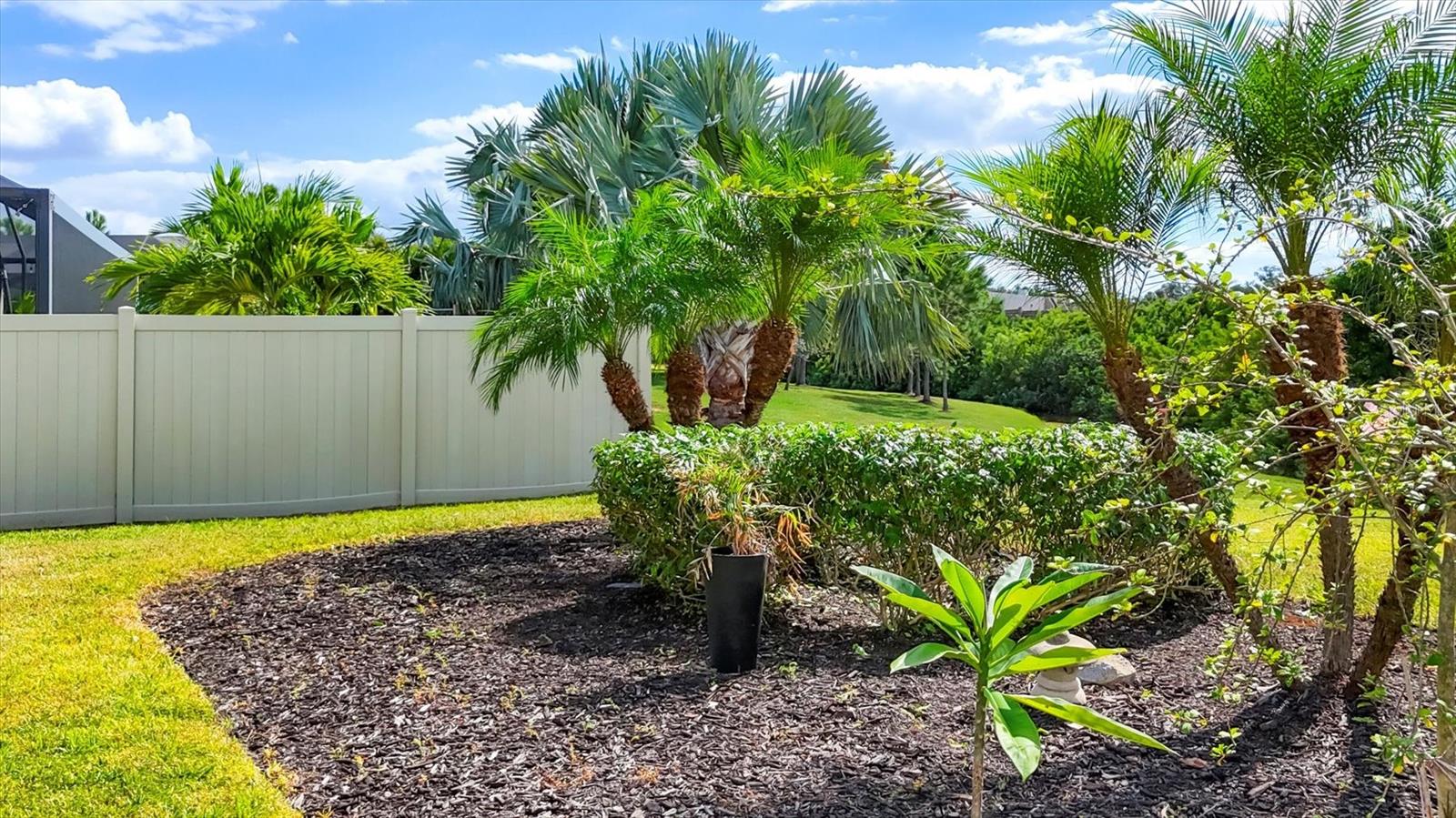 FAIRWAYS/BENT TREE - Residential