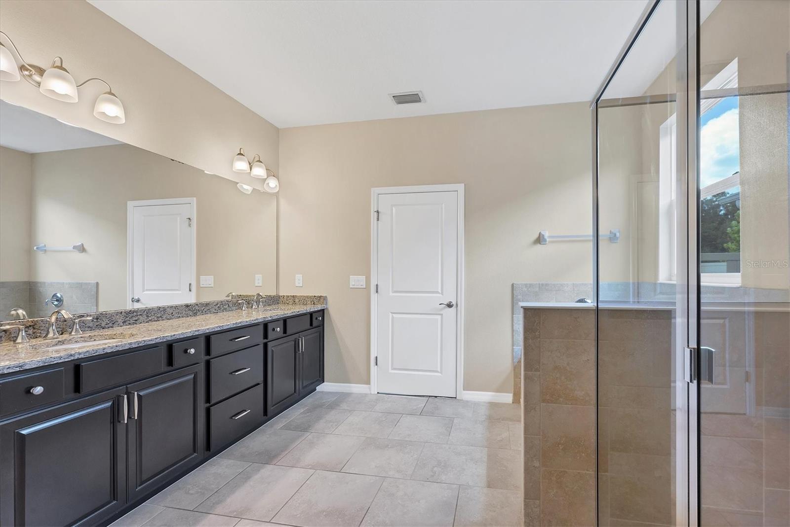 FAIRWAYS/BENT TREE - Residential