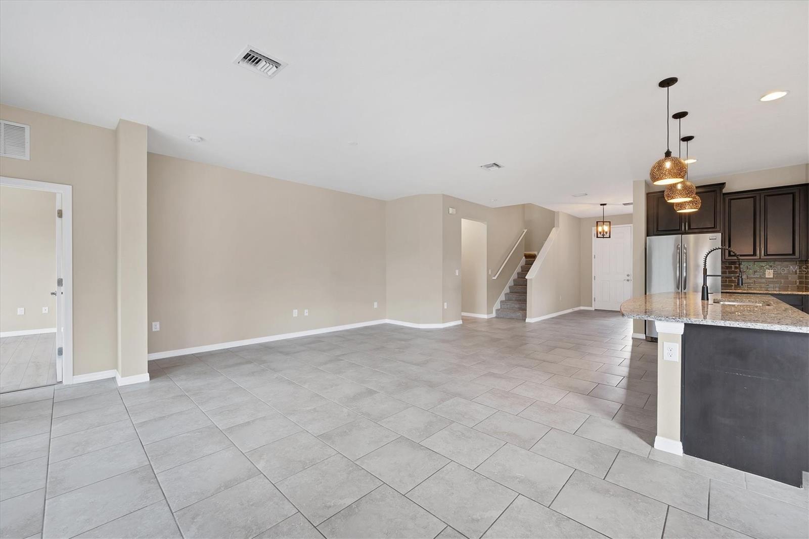 FAIRWAYS/BENT TREE - Residential