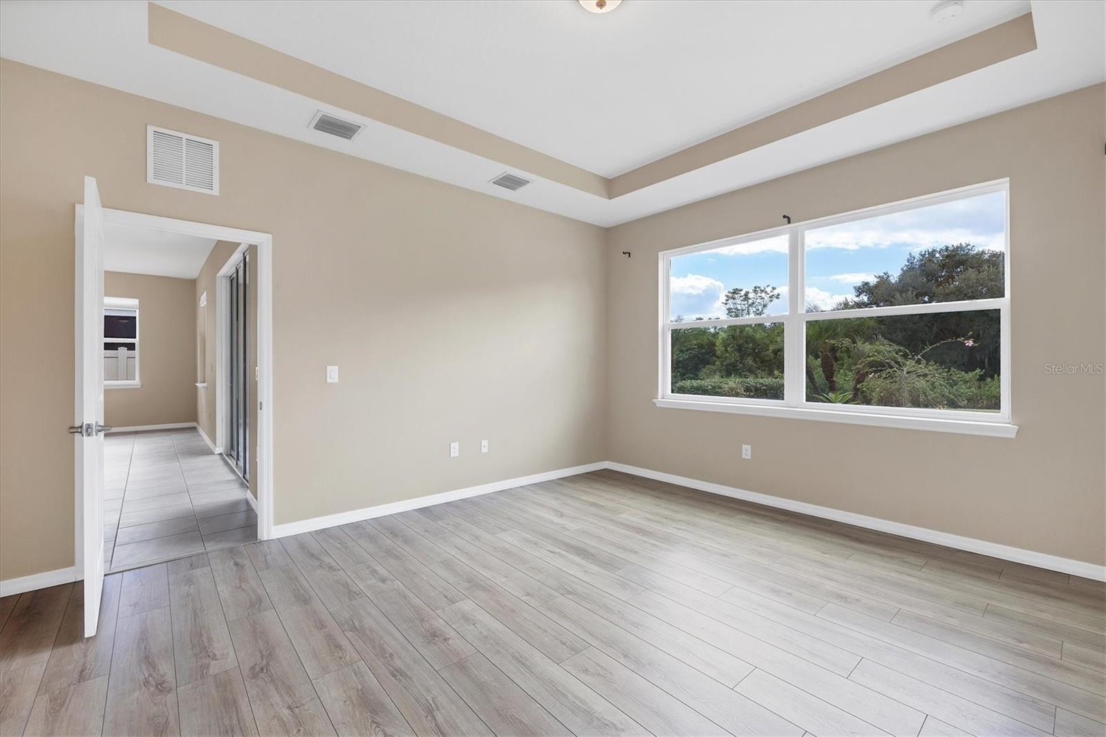 FAIRWAYS/BENT TREE - Residential