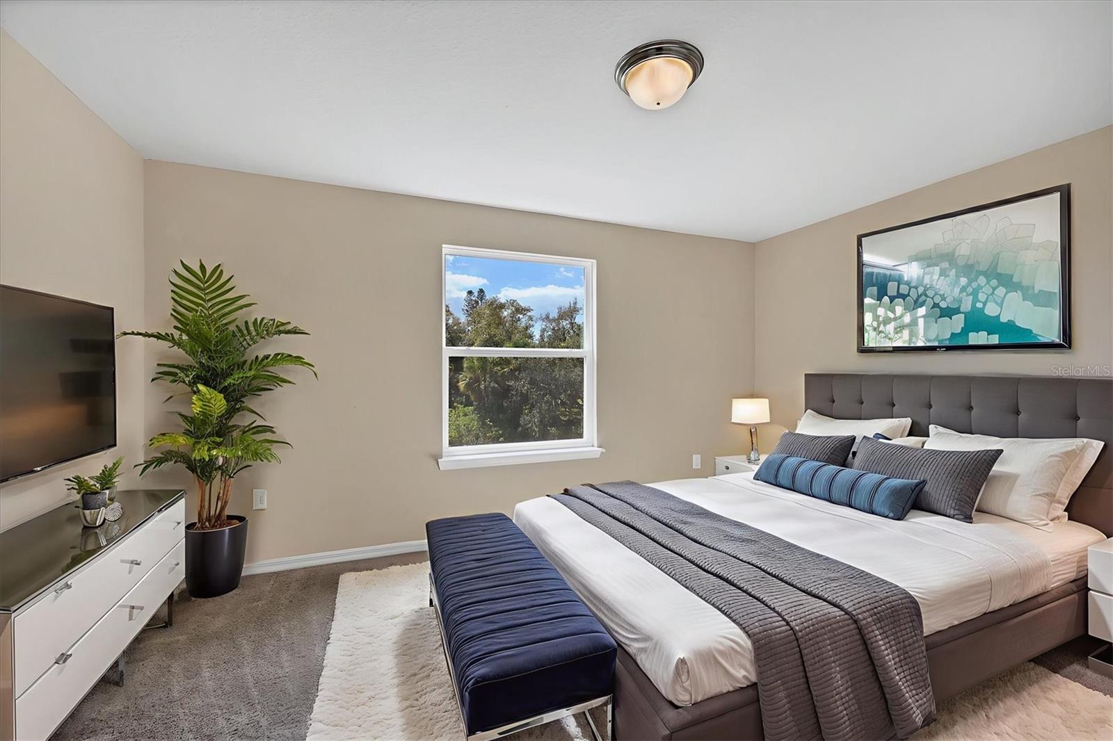 FAIRWAYS/BENT TREE - Residential