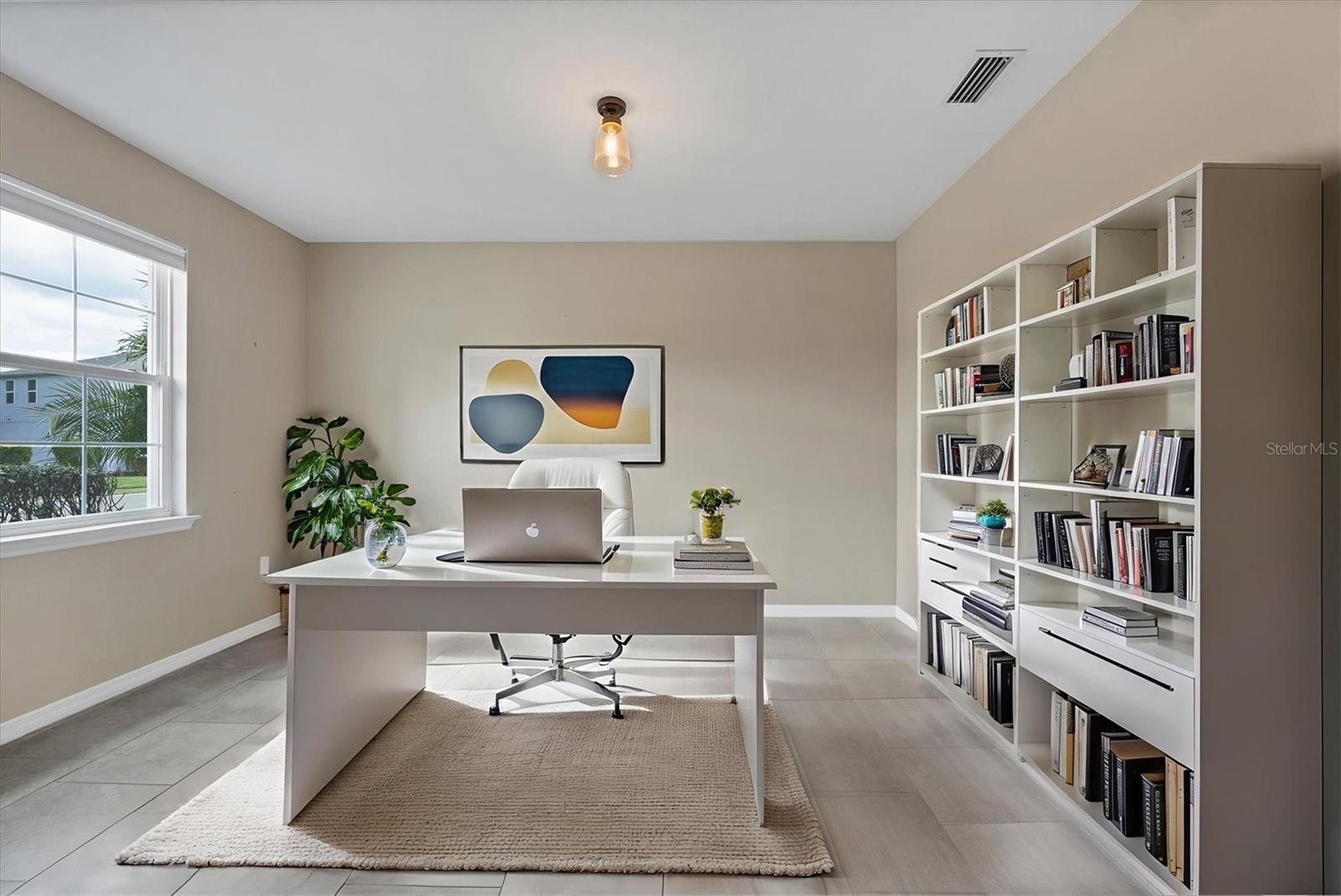 FAIRWAYS/BENT TREE - Residential