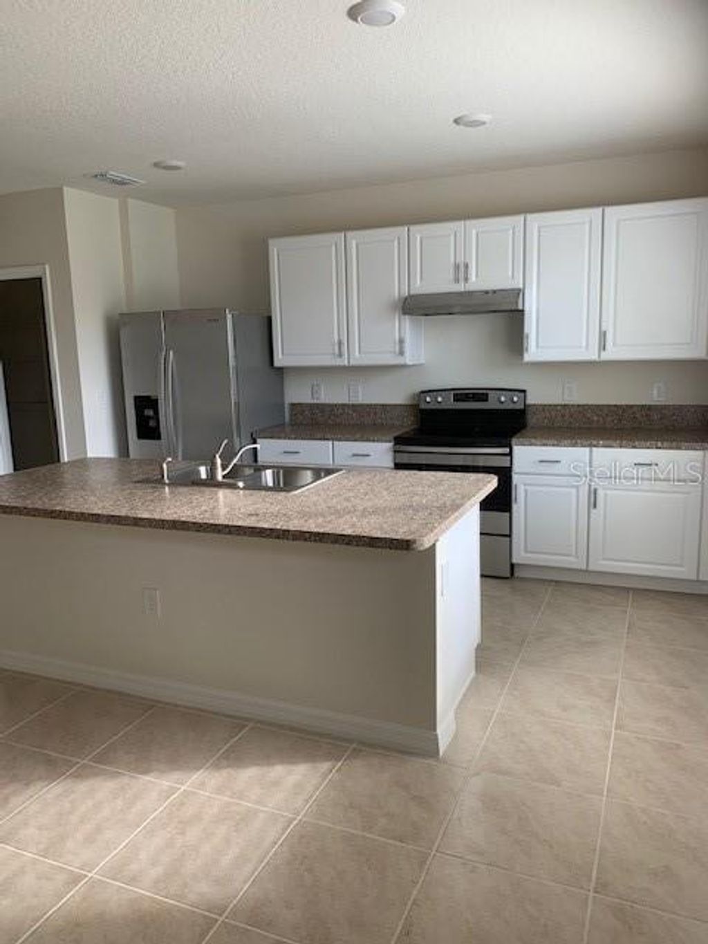 Photo of 1582 Dalehurst Lane, Kissimmee, FL 34744 (MLS # S5143701)