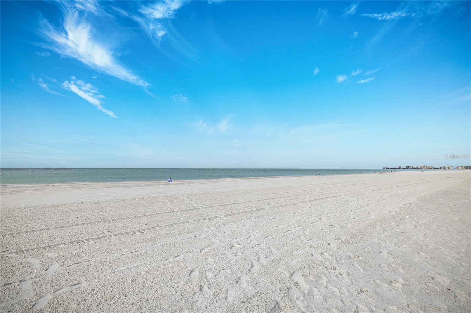 SUN KETCH CONDO - Residential