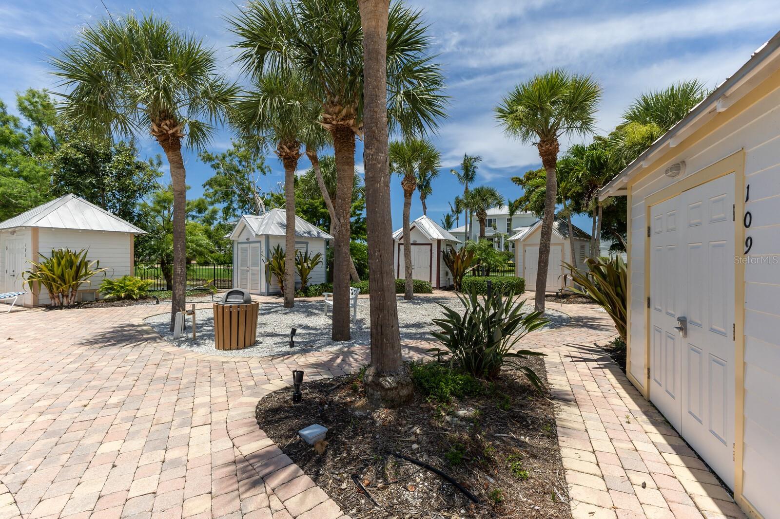 CORAL CREEK ANGLERS CLUB - Residential