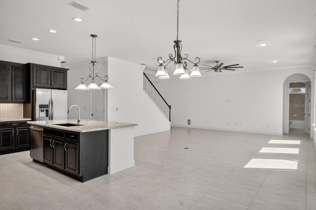 WATERS EDGE PH XII - Residential