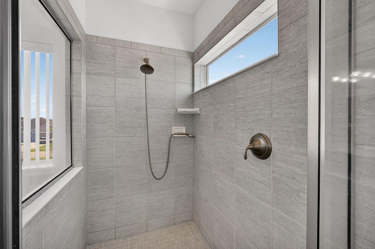 WATERS EDGE PH XII - Residential