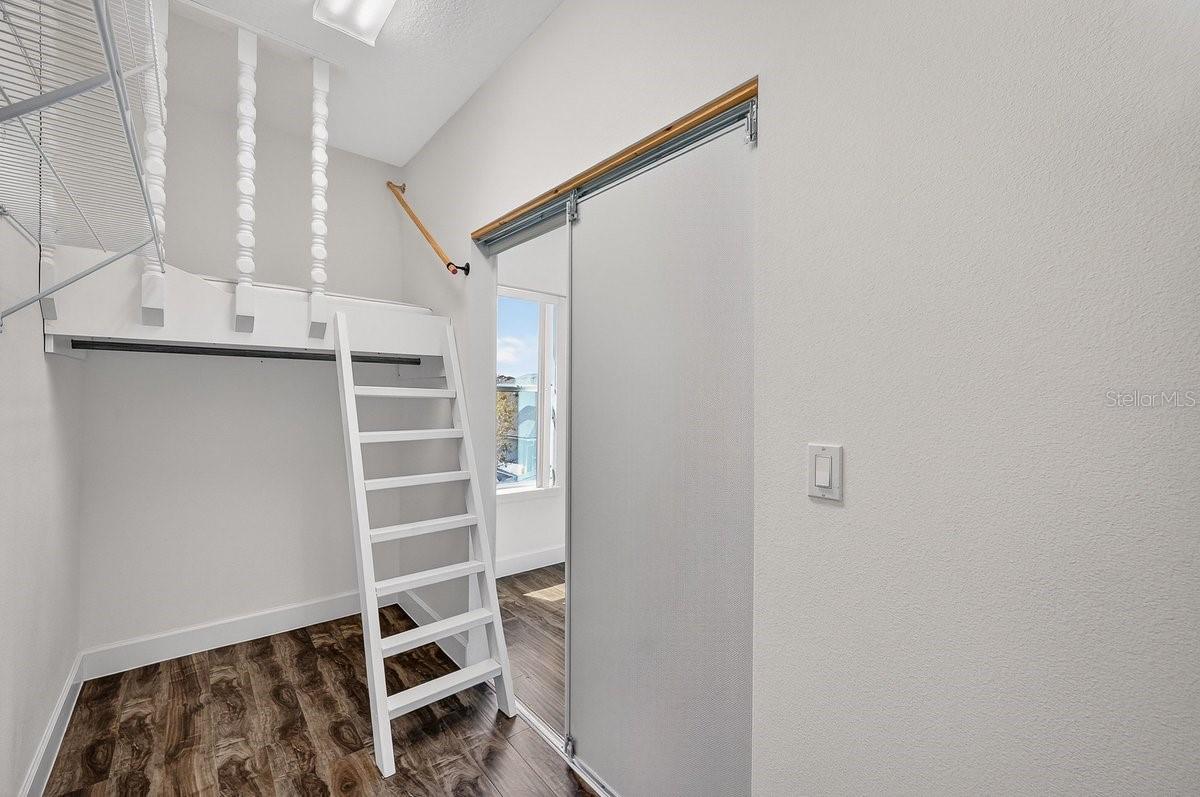 WATERS EDGE PH XII - Residential