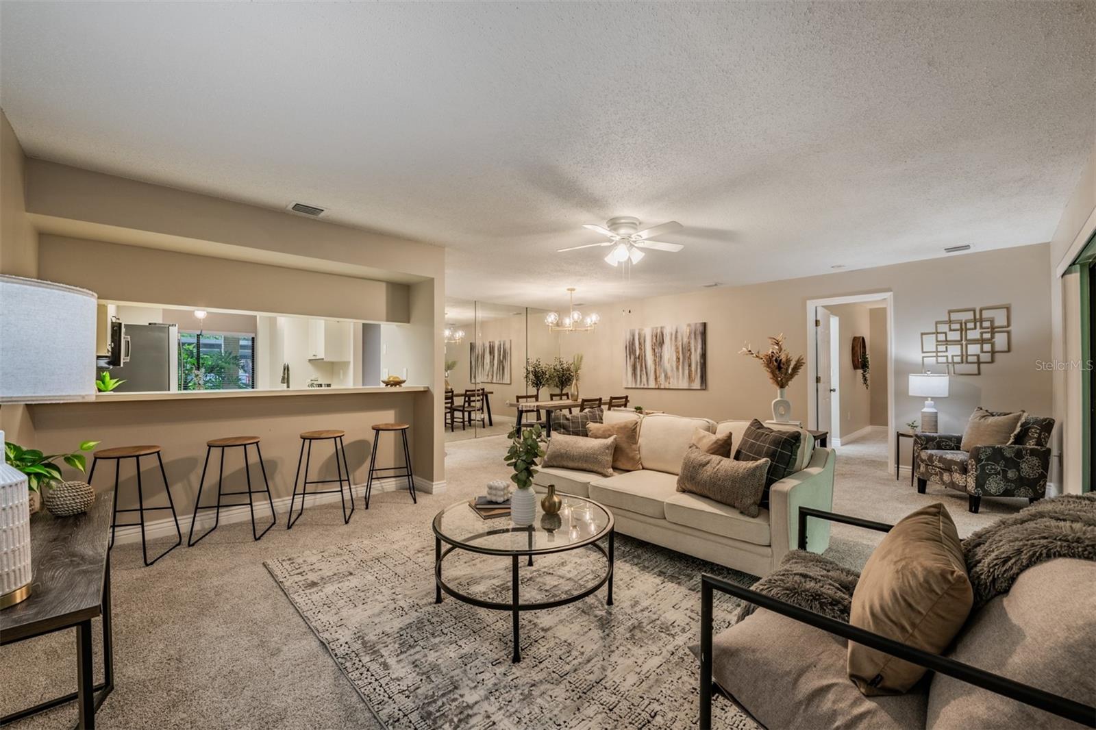 EL PASADO A CONDO - Residential