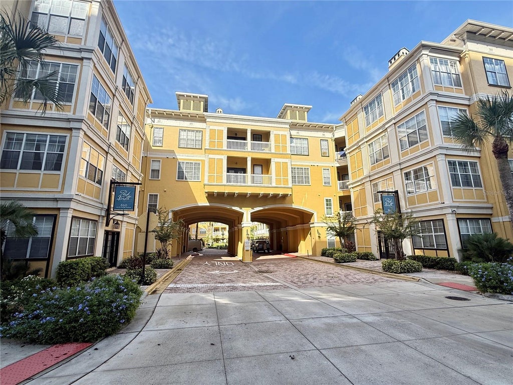 Photo of 860 N Orange Avenue #378, Orlando, FL 32801 (MLS # O6444345)