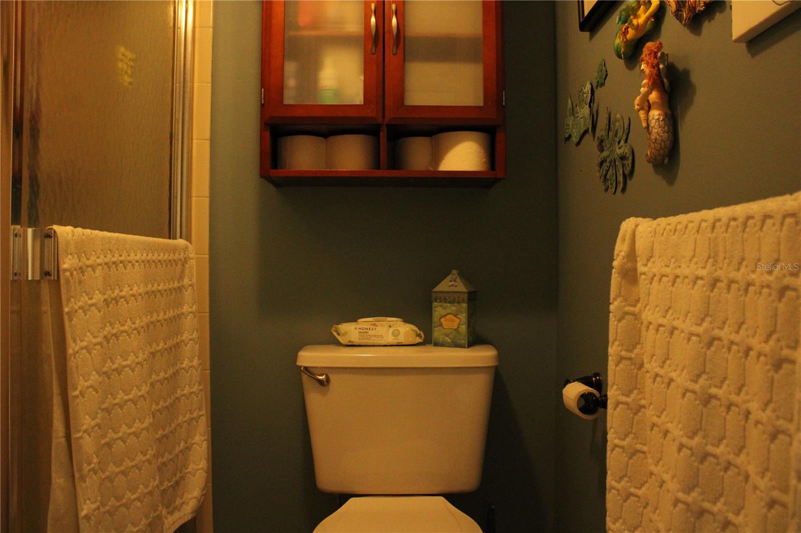 THE VISTAS AT WILD OAK BAY V - Residential Lease