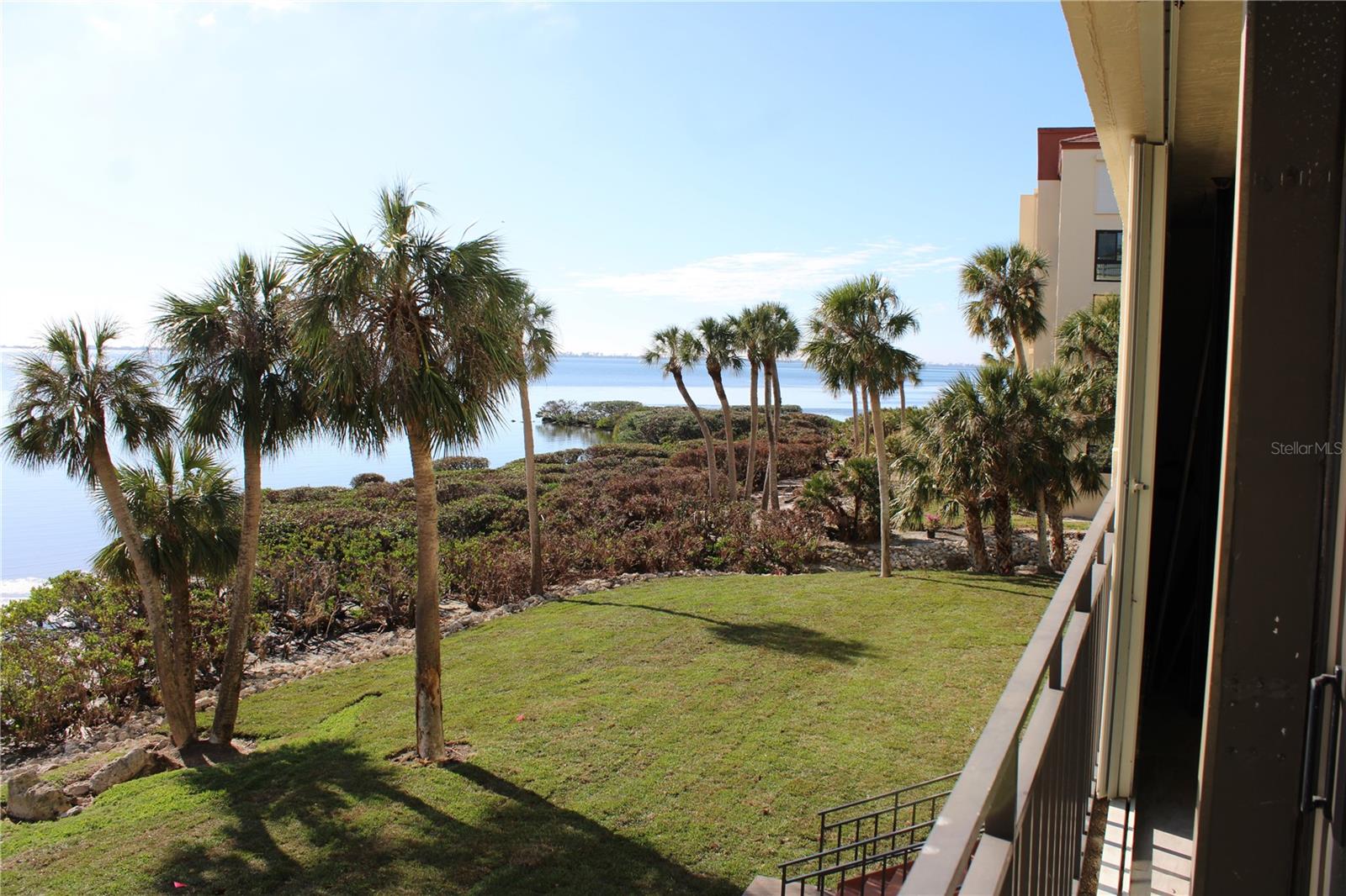 THE VISTAS AT WILD OAK BAY V - Residential Lease