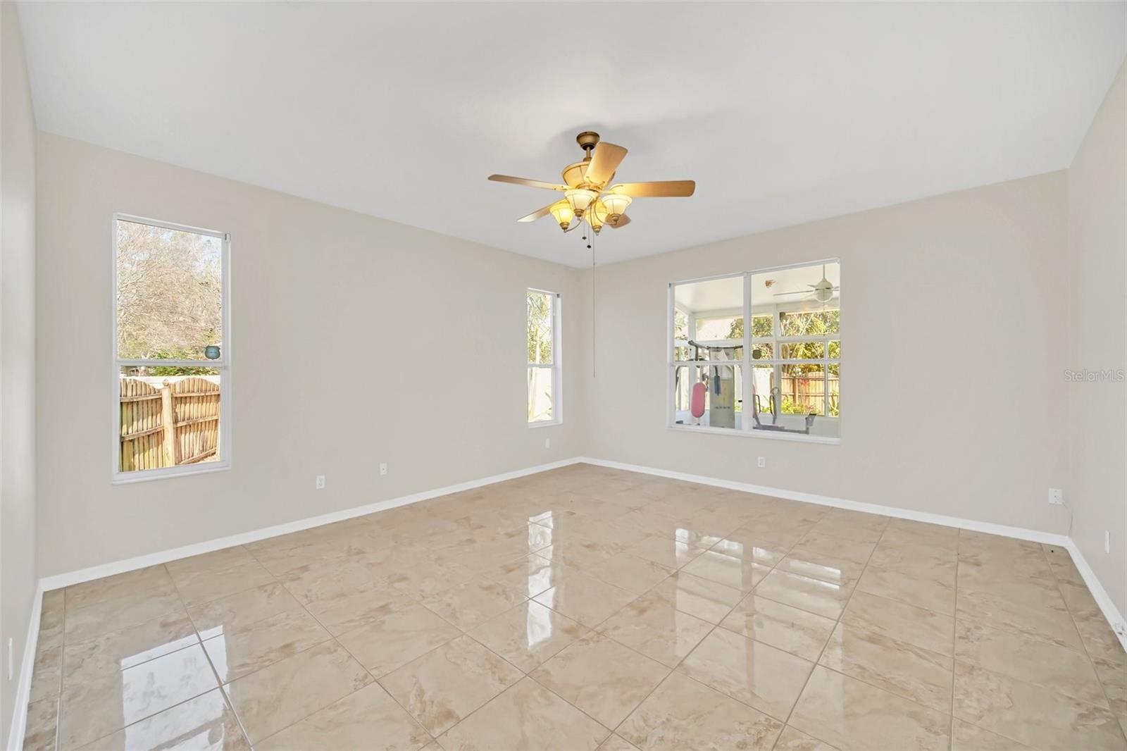 SAND LAKE COVE PH 03 - Residential Lease