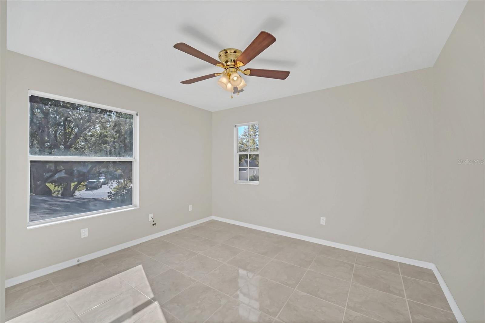 SAND LAKE COVE PH 03 - Residential Lease