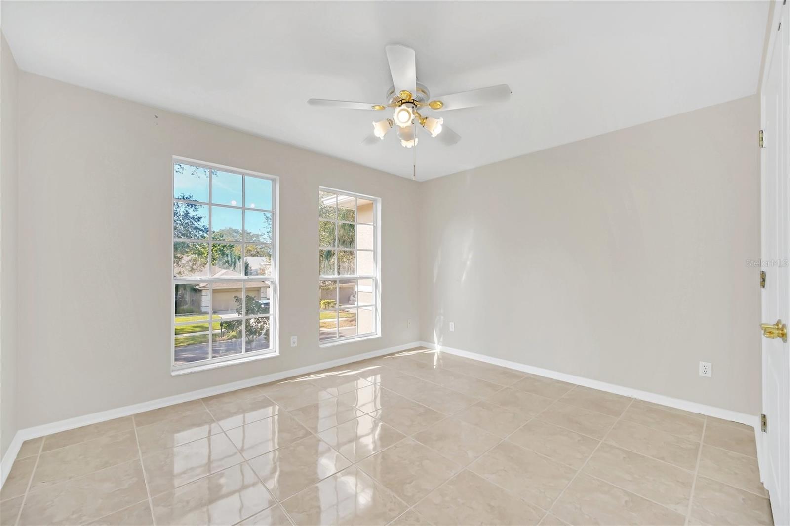 SAND LAKE COVE PH 03 - Residential Lease