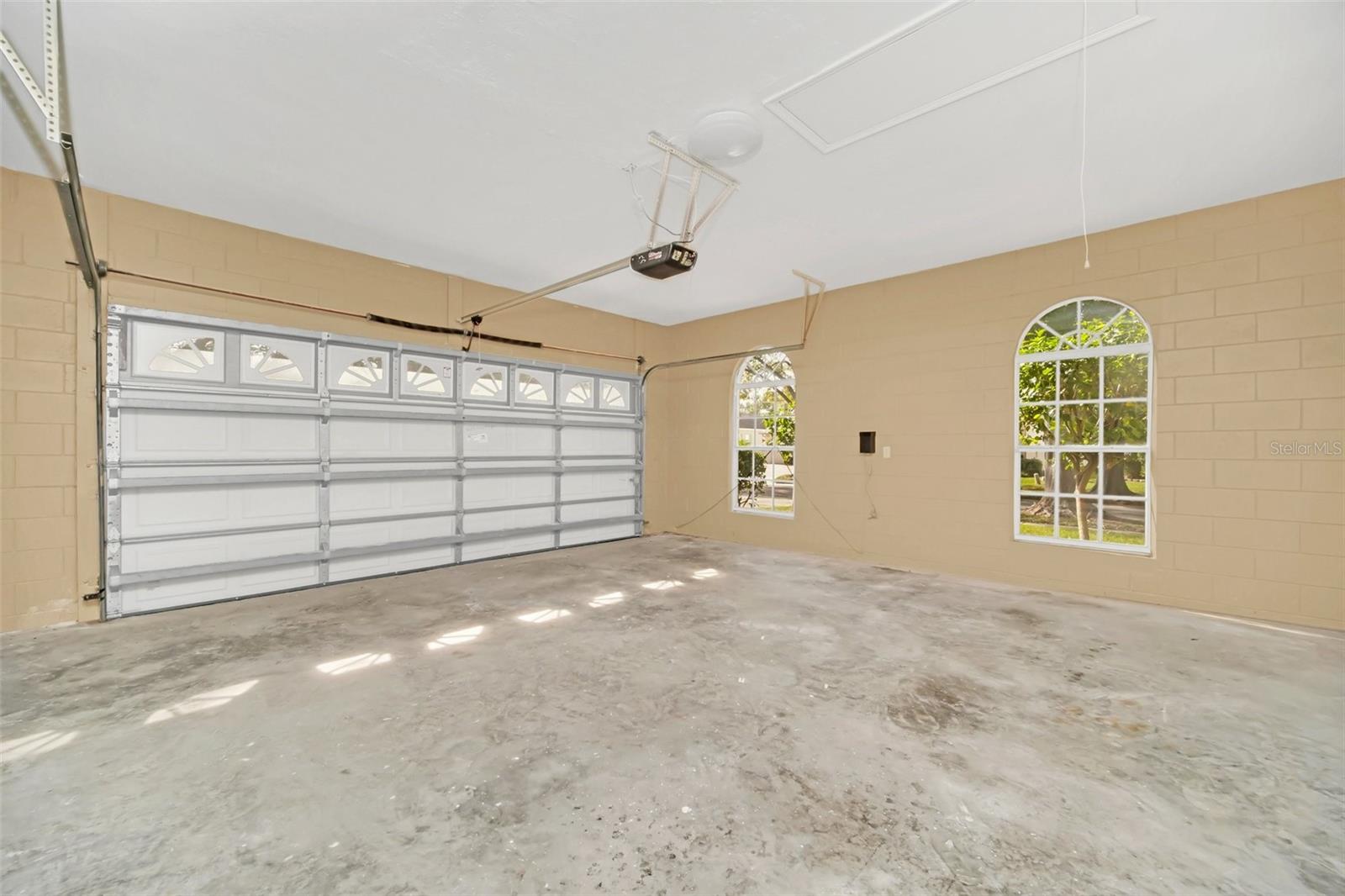 SAND LAKE COVE PH 03 - Residential Lease