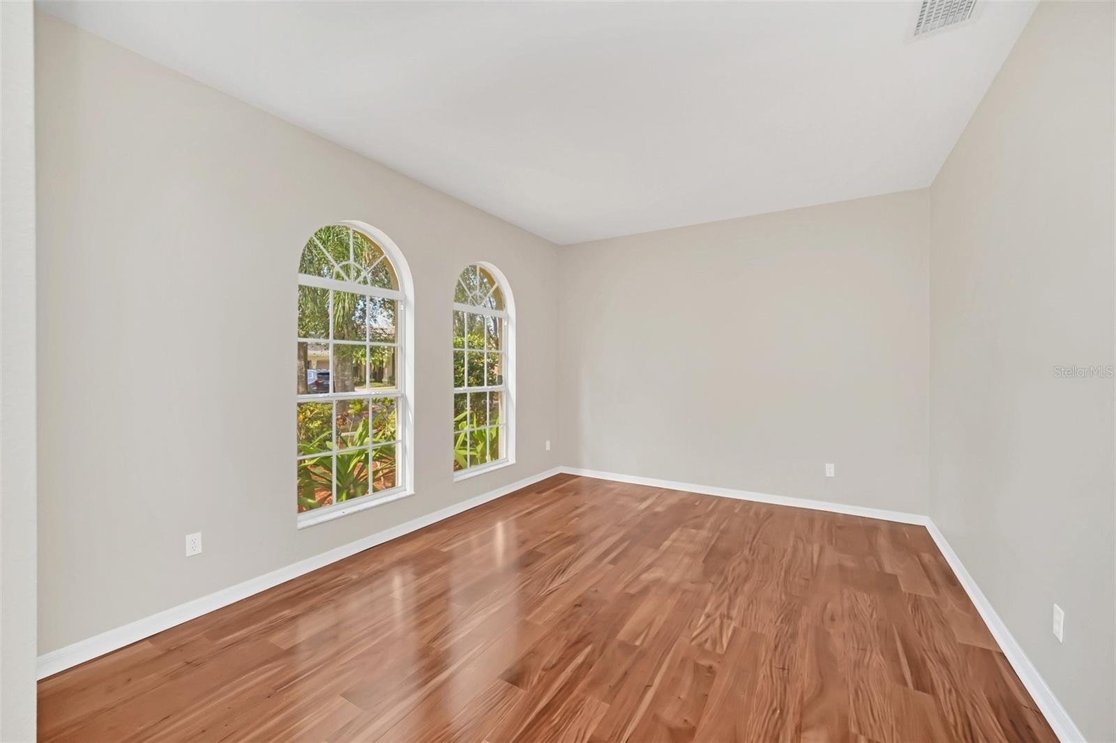 SAND LAKE COVE PH 03 - Residential Lease
