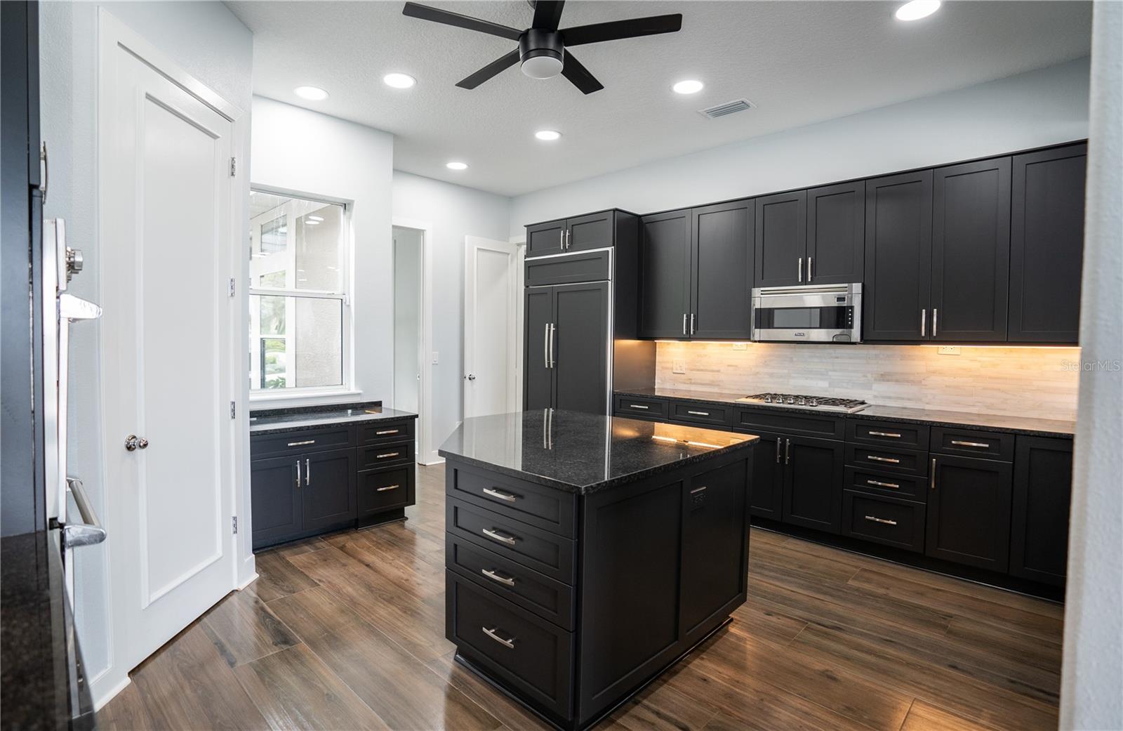 STONEHILL - Residential