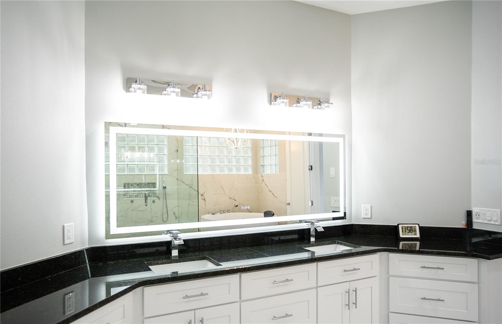 STONEHILL - Residential