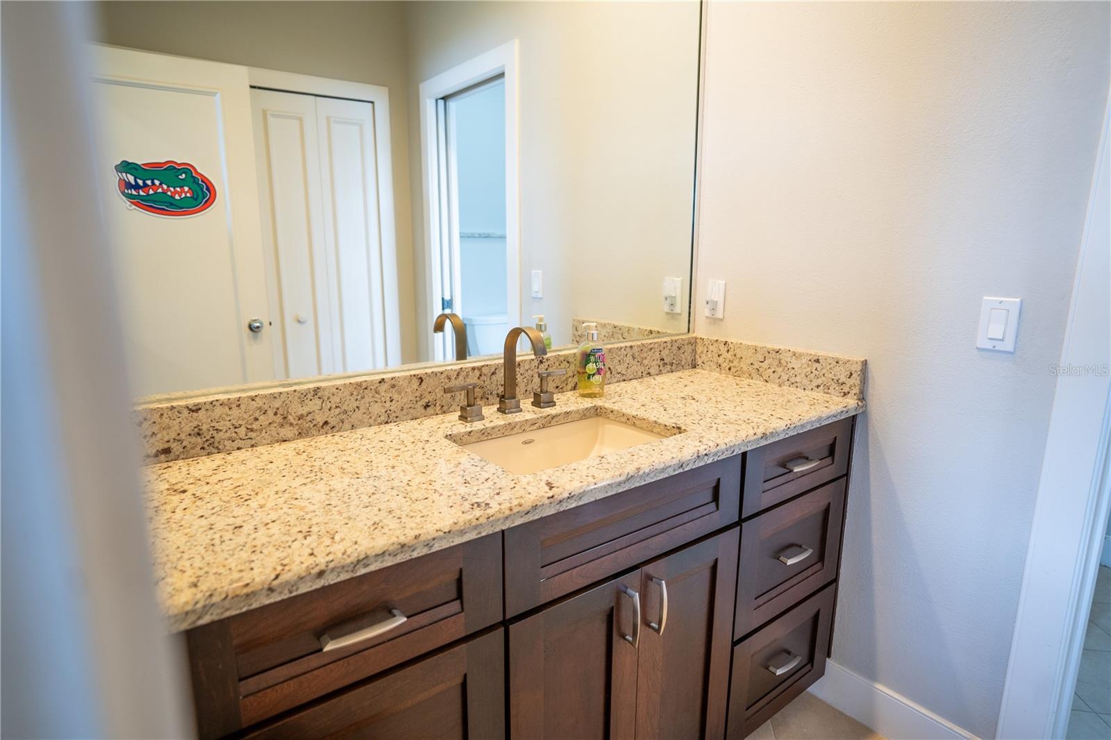 STONEHILL - Residential
