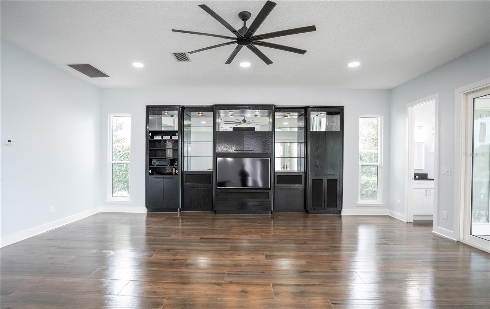STONEHILL - Residential