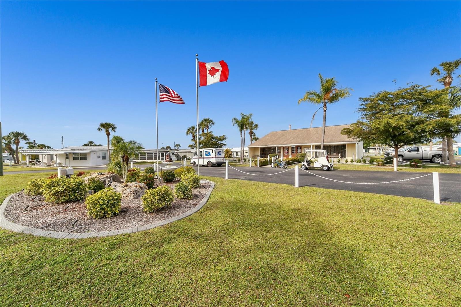 HOLIDAY TRAVEL PARK ENGLEWOOD - Residential