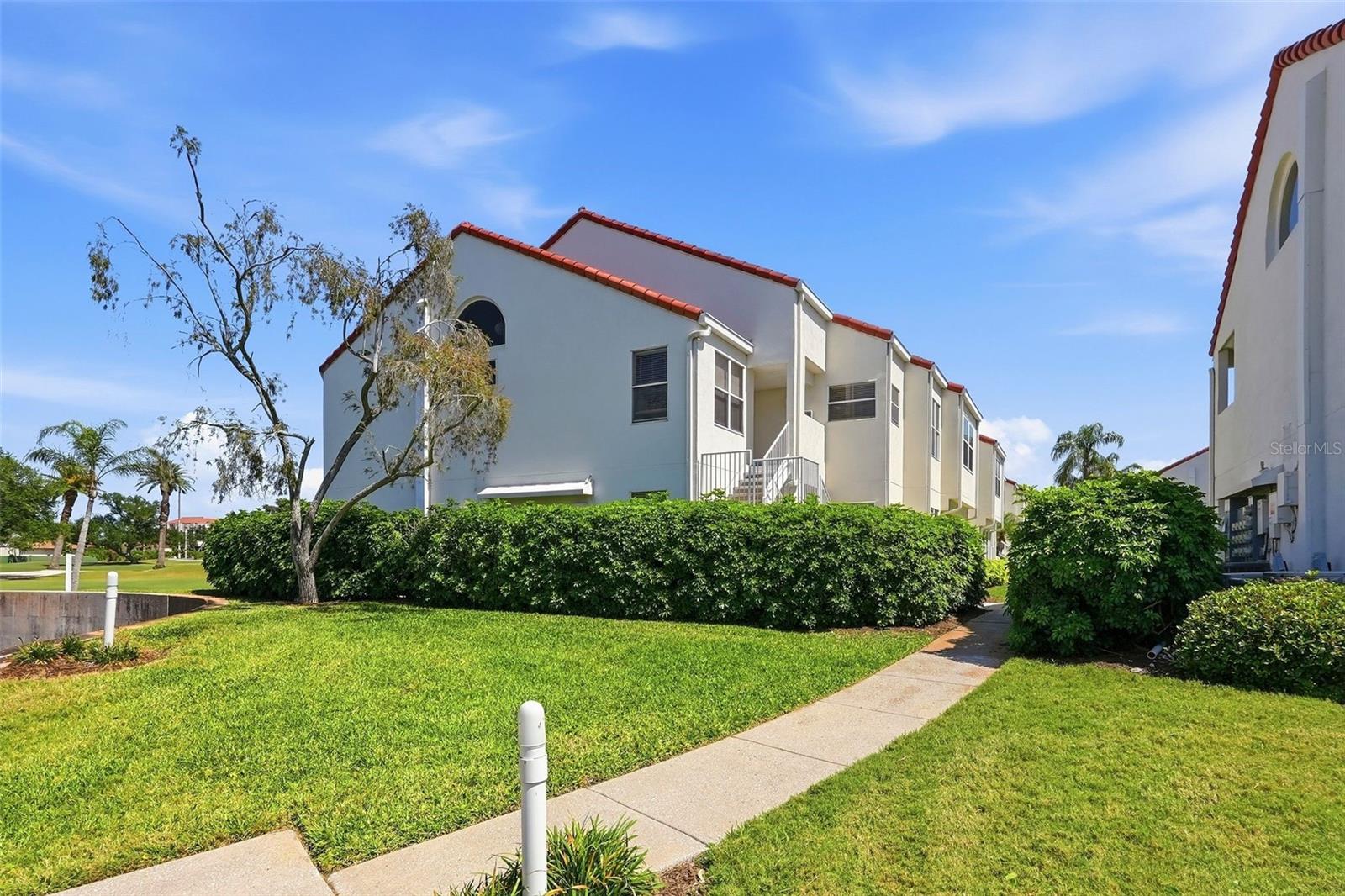 VISTA VERDE UNIT II - Residential