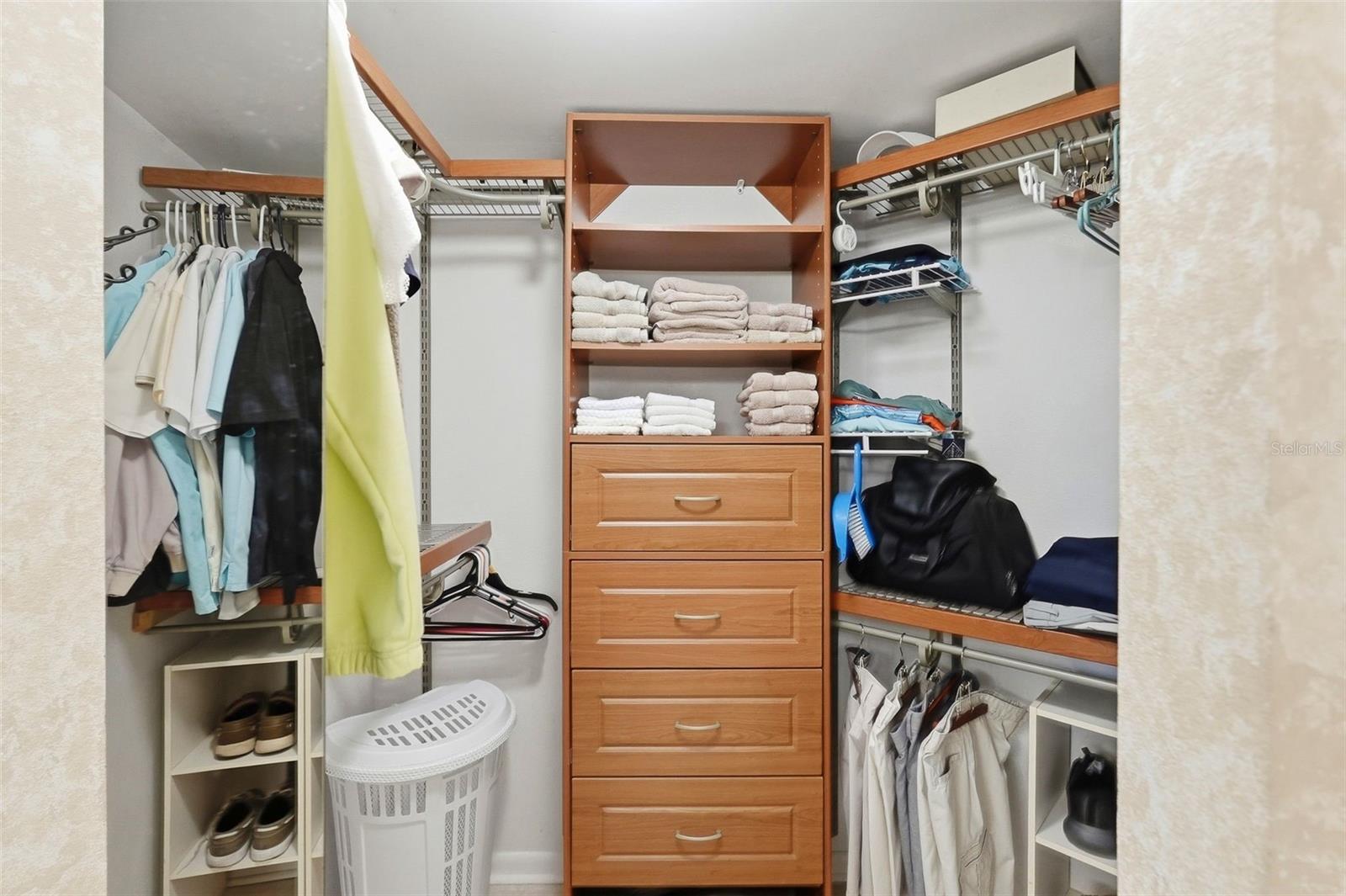 VISTA VERDE UNIT II - Residential