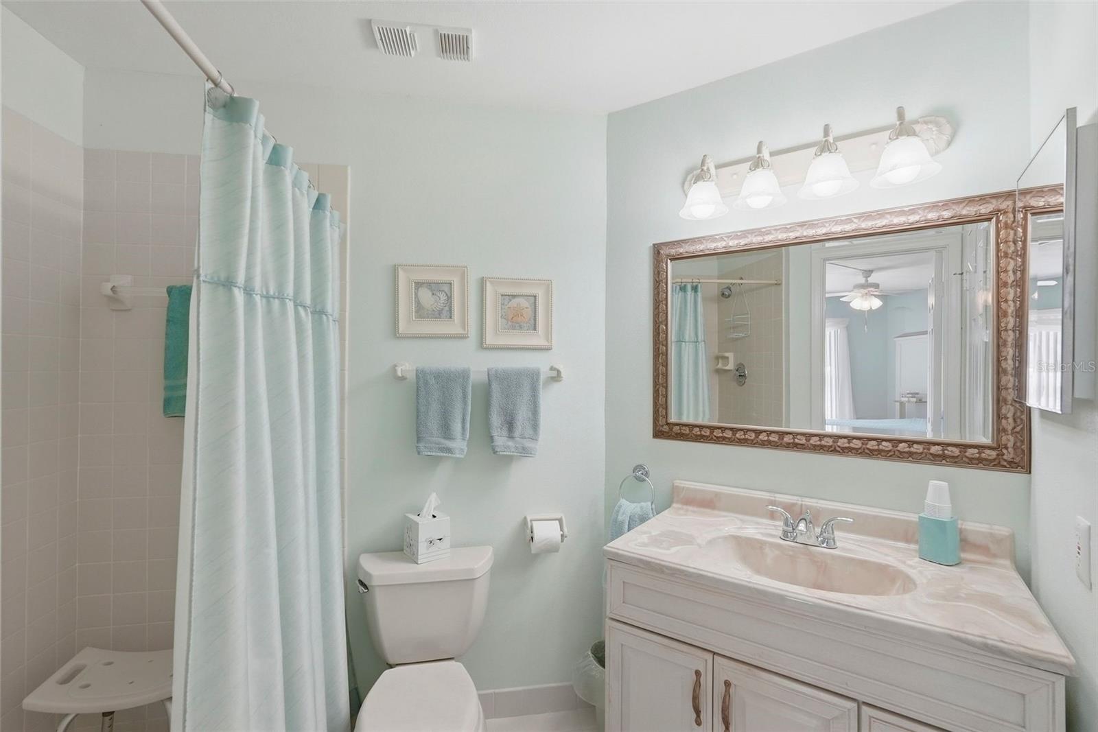 VISTA VERDE UNIT II - Residential