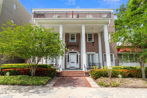 Photo of 219 4th Avenue N #201, St Petersburg, FL 33701 (MLS # TB8451078)