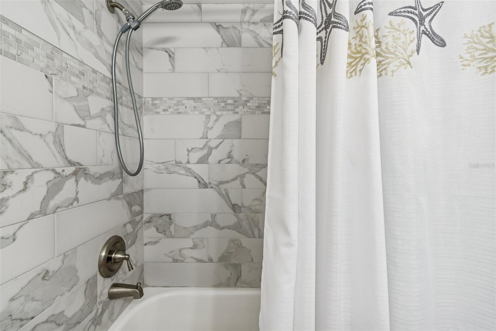 EAST LAKE WOODLANDS CYPRESS ESTATES - Residential